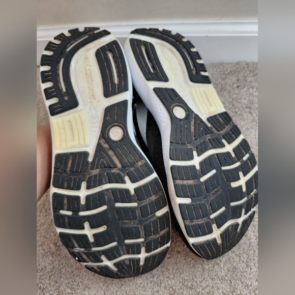 Brooks Gray/Black Ghost 16 Men’s 11D Excellent - Picture 3 of 12